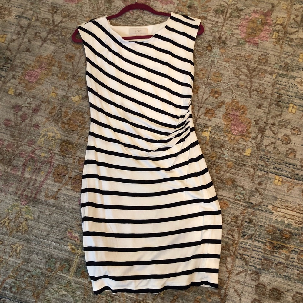 Loft fitted dress with rouching